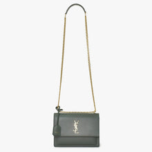 画像をギャラリービューアに読み込む, 極美品 SAINT LAURENT サンローラン ショルダーバッグ MAL440906 カーキ カーフスキン ゴールド金具 中古 4a003482
