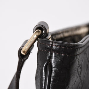 極美品 GUCCI グッチ ショルダーバッグ 201533 レザー グッチシマ ブラック ゴールド金具 中古 4a003707