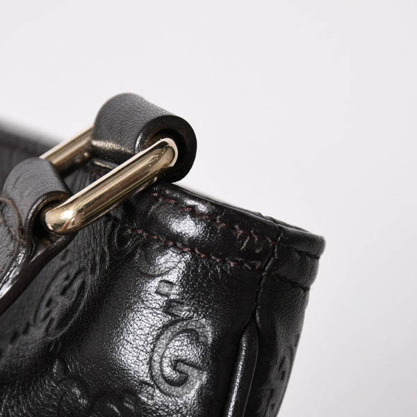 極美品 GUCCI グッチ ショルダーバッグ 201533 レザー グッチシマ ブラック ゴールド金具 中古 4a003707