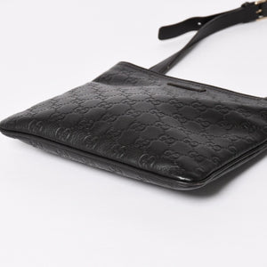 極美品 GUCCI グッチ ショルダーバッグ 201533 レザー グッチシマ ブラック ゴールド金具 中古 4a003707
