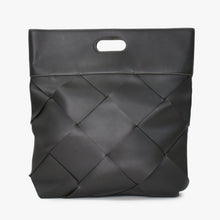 画像をギャラリービューアに読み込む, BOTTEGA VENETA ボッテガヴェネタ スリップマキシ イントレチャート レザートートバッグ クラッチバッグ カーフレザー ブラック ブラウン 2WAY 美品 中古 4a003705