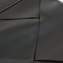 画像をギャラリービューアに読み込む, BOTTEGA VENETA ボッテガヴェネタ スリップマキシ イントレチャート レザートートバッグ クラッチバッグ カーフレザー ブラック ブラウン 2WAY 美品 中古 4a003705
