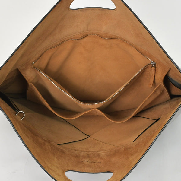 BOTTEGA VENETA Slip Maxi Intrecciato Leather Tote Bag Clutch Bag Calf Leather Black Brown 2WAY Good Condition Used 4a003705