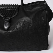 Load image into Gallery viewer, 極美品 CHROME HEARTS クロムハーツ JET SET トートバッグ ボストンバッグ クロスパッチ レザー シルバー925 ブラックロジウム 中古 4a003752