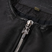 Load image into Gallery viewer, CHROME HEARTS クロムハーツ × リックオウエンス ノーカラーウォッシャブルシングルレザーライダースジャケット シープレザー シルバー925 ダガー アウター XLサイズ 美品 中古 4a003725