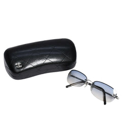 新品未使用 CHANEL シャネル ハーフリム サングラス アイウェア 4099 c.124/7B サイズ55□16 130 ココマーク ブルー シルバー 中古 4a003741