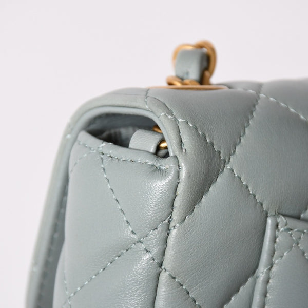 Like new CHANEL Mini Matelasse 16 S Flap S Chain Shoulder Bag AS3738 Random Number Coco Mark Lambskin Used 4a003742