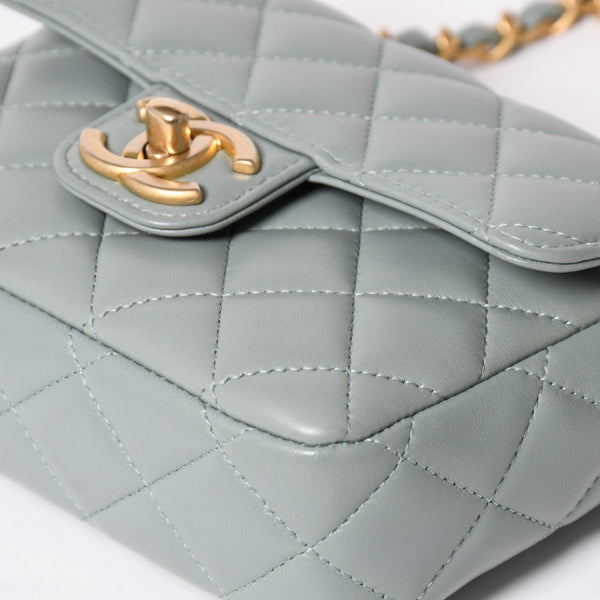 Like new CHANEL Mini Matelasse 16 S Flap S Chain Shoulder Bag AS3738 Random Number Coco Mark Lambskin Used 4a003742