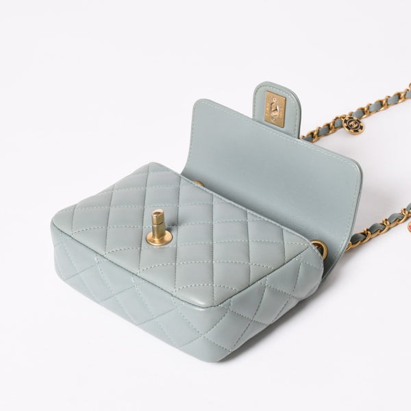 Like new CHANEL Mini Matelasse 16 S Flap S Chain Shoulder Bag AS3738 Random Number Coco Mark Lambskin Used 4a003742