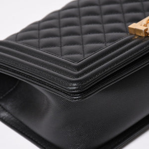 極美品 CHANEL シャネル ボーイシャネル25 ミディアム チェーンショルダーバッグ 30番台 ココマーク キャビアスキン ブラック 中古 4a003637