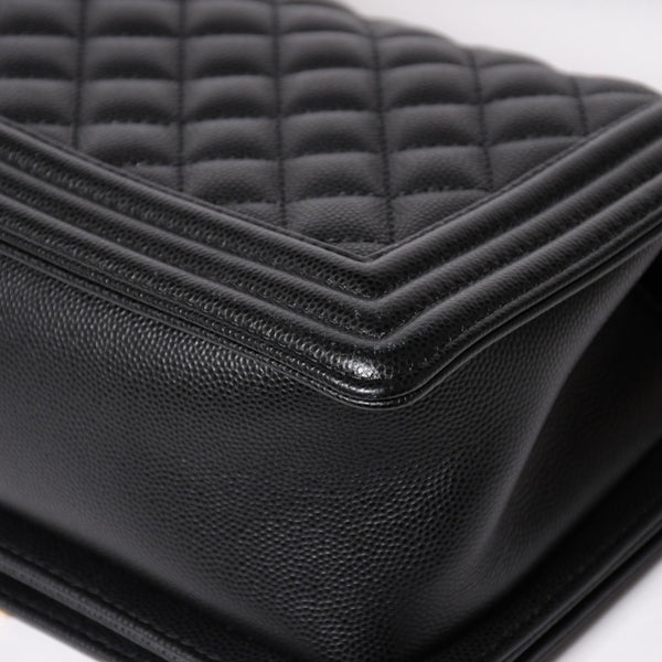 極美品 CHANEL シャネル ボーイシャネル25 ミディアム チェーンショルダーバッグ 30番台 ココマーク キャビアスキン ブラック 中古 4a003637