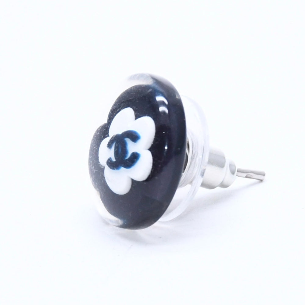 CHANEL シャネル ココマーク ボタンピアス 重量約1.68g 04S刻印 カメリア クリア ブラック ホワイト 樹脂系 両耳用 美品 中古 4a003747