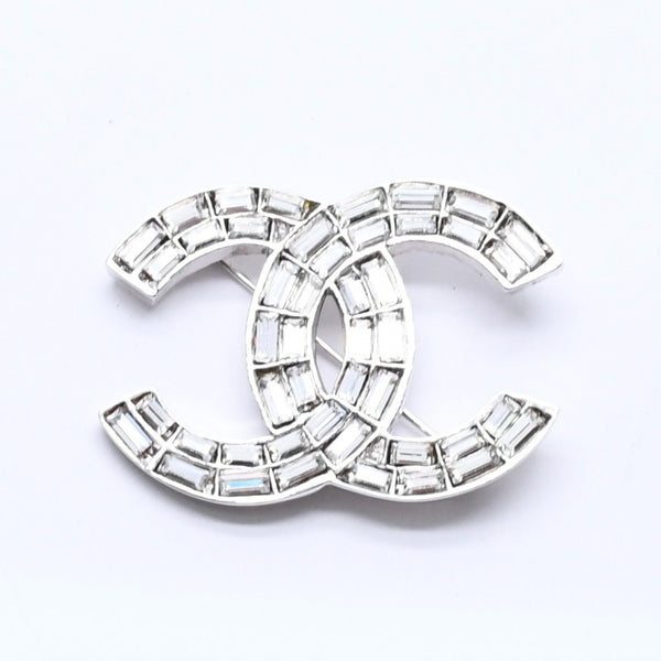 Very Good Condition CHANEL Coco Mark Brooch Weight Approx. 20.05g 01P Engraved Metal Rhinestone Silver Clear Used 4a003749