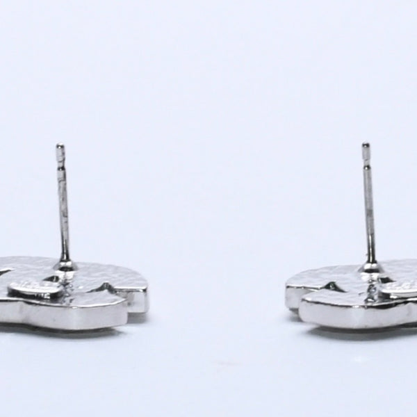 Very Good Condition CHANEL Coco Mark Earrings Weight Approximately 4.39g 01P Engraved Rhinestone Metal Silver Clear Binaural Used 4a003745