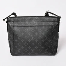 Load image into Gallery viewer, 極美品 LOUIS VUITTON ルイヴィトン メッセンジャーPM エクスプローラー モノグラム ブラック エクリプス M40565 シルバー金具 中古 4a003674