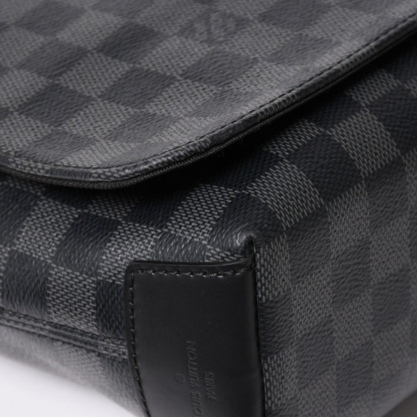 極美品 LOUIS VUITTON ルイヴィトン ディスリクト MM メッセンジャーバッグ N40350 ショルダーバッグ ダミエグラフィクト ブラック シルバー金具 中古 4a003675