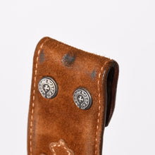 Load image into Gallery viewer, 極美品 CHROME HEARTS クロムハーツ ベルト ストラップ サイズ34 セメタリー クロスパッチ シルバー925 レザー 中古 4a003757