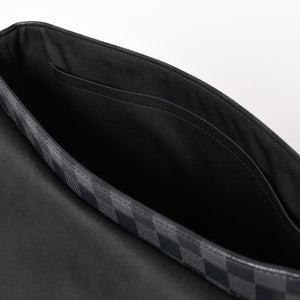 極美品 LOUIS VUITTON ルイヴィトン ディスリクト MM メッセンジャーバッグ N40350 ショルダーバッグ ダミエグラフィクト ブラック シルバー金具 中古 4a003675