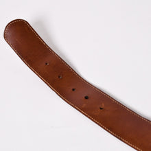 Load image into Gallery viewer, 極美品 CHROME HEARTS クロムハーツ ベルト ストラップ サイズ34 セメタリー クロスパッチ シルバー925 レザー 中古 4a003757