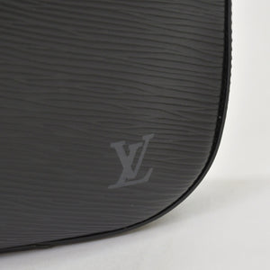 極美品 LOUIS VUITTON ルイヴィトン レヴリ ワンショルダーバッグ ハンドバッグ M52162 ブラック エピレザー 中古 4a003500