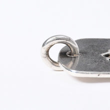 Load image into Gallery viewer, CHROME HEARTS クロムハーツ D TAG LRG CROSS DAGG カットアウトクロス クロスラージドッグタグ 重量約17.5g シルバー925 美品 中古 4a001536