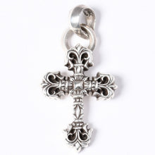Load image into Gallery viewer, 極美品 CHROME HEARTS クロムハーツ PNDT CH CRS SML W/ATTACHED BALE フィリグリークロス ペンダントトップ ベイル 重量約24.3g 中古 4a003790