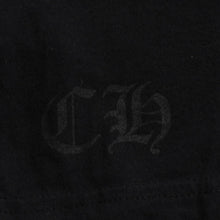 Load image into Gallery viewer, CHROME HEARTS クロムハーツ ホノルル限定 バックスクロールロゴ ロングスリーブTシャツ ハイビスカス スクロールラベルロゴ ブラック ロンT 長袖Tシャツ ブラック Lサイズ 美品 中古 4a003777