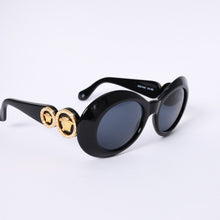 Load image into Gallery viewer, 極美品 VERSACE ヴェルサーチ サングラス アイウェア MOD.418/C メデューサ ブラック ゴールド 中古 4a003718