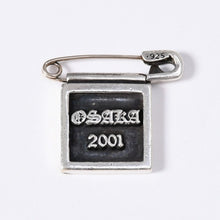 Load image into Gallery viewer, CHROME HEARTS クロムハーツ FRAMED SAFETY PIN OSAKA セーフティピン 大阪限定フレーム 重量約8.76g シルバー925 美品 中古 4a003796