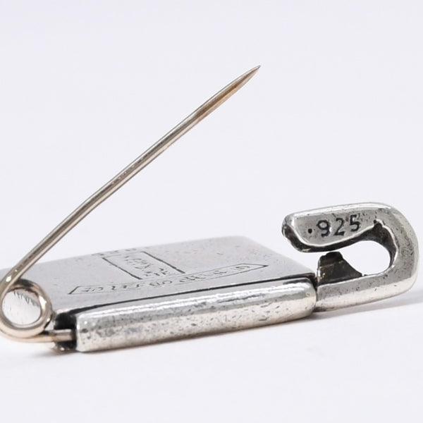 CHROME HEARTS FRAMED SAFETY PIN OSAKA Safety pin Osaka limited frame Weight approx. 8.76g Silver 925 Good condition Used 4a003796