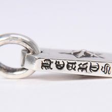 Load image into Gallery viewer, 極美品 CHROME HEARTS クロムハーツ DT TNY STAR タイニースター ドッグタグ ペンダントトップ 重量約3.77g シルバー925 中古 4a003793