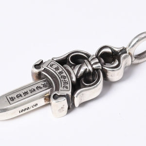極美品 CHROME HEARTS クロムハーツ ダブルダガー ペンダント シルバーネックレストップ シルバー925 21.8g 中古 4a003802