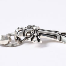 Load image into Gallery viewer, 極美品 クロムハーツ CBL CH CROSS SML W/ATTACHED BALE ベイル付きダブルCHクロス ペンダントトップ 重量約22.9g 中古 4a003789