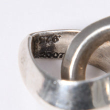 Load image into Gallery viewer, 極美品 クロムハーツ CBL CH CROSS SML W/ATTACHED BALE ベイル付きダブルCHクロス ペンダントトップ 重量約22.9g 中古 4a003789