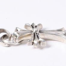 Load image into Gallery viewer, 極美品 CHROME HEARTS クロムハーツ CH CRS SML W/BALE スモールCHクロス Wベイルペンダントトップ チャーム 重量約23.0g 中古 4a003787