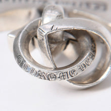 Load image into Gallery viewer, 極美品 CHROME HEARTS クロムハーツ CH CRS SML W/BALE スモールCHクロス Wベイルペンダントトップ チャーム 重量約23.0g 中古 4a003787