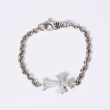 Load image into Gallery viewer, 極美品 CHROME HEARTS クロムハーツ タイニーCHクロス ブレスレット タイニーCHクロス シルバー925 NEチェーン 12.4g 中古 4a003804