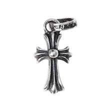 Load image into Gallery viewer, 極美品 新型 CHROME HEARTS クロムハーツ CRS BBYFAT ベイビーファットクロス ペンダントトップ チャーム 重量約2.16g シルバー925 中古 4a003807