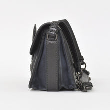 Load image into Gallery viewer, 極美品 BOTTEGAVENETA ボッテガヴェネタ イントレチャート リアルト チェーン ショルダーバッグ B04071545F ブラック 中古 4a003824