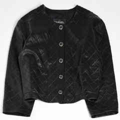 極美品 CHANEL シャネル マトラッセ ノーカラー仕様ブラックレザージャケット ラムスキン ココマーク アウター 50サイズ P72638 中古 4a003769