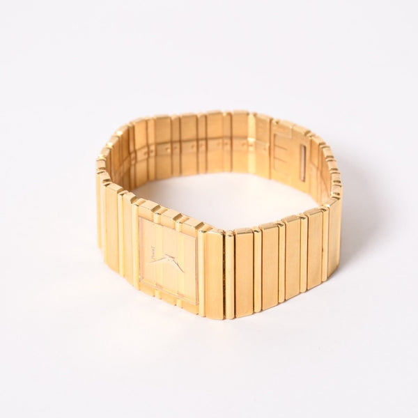 Piaget ピアジェ POLO ポロ 腕時計 7131C701 重量約146.35g K18YG 750刻印 クォーツ ゴールド文字盤 ガラスキズ 美品 中古 4a003590