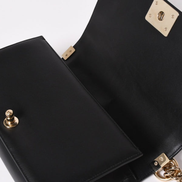 極美品 CHANEL シャネル ボーイシャネル チェーンショルダーバッグ 27番台 V字ステッチ シェブロン ココマーク ラムスキン ブラック 2way ゴールド金具 中古 4a003663