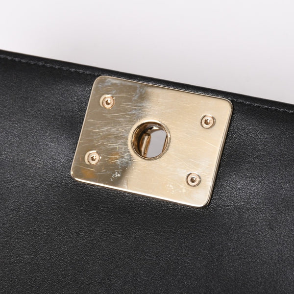極美品 CHANEL シャネル ボーイシャネル チェーンショルダーバッグ 27番台 V字ステッチ シェブロン ココマーク ラムスキン ブラック 2way ゴールド金具 中古 4a003663