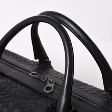 画像をギャラリービューアに読み込む, BOTTEGA VENETA ボッテガヴェネタ イントレチャート ボストンバッグ レザー 2WAY ブラック 美品 中古 4a003838