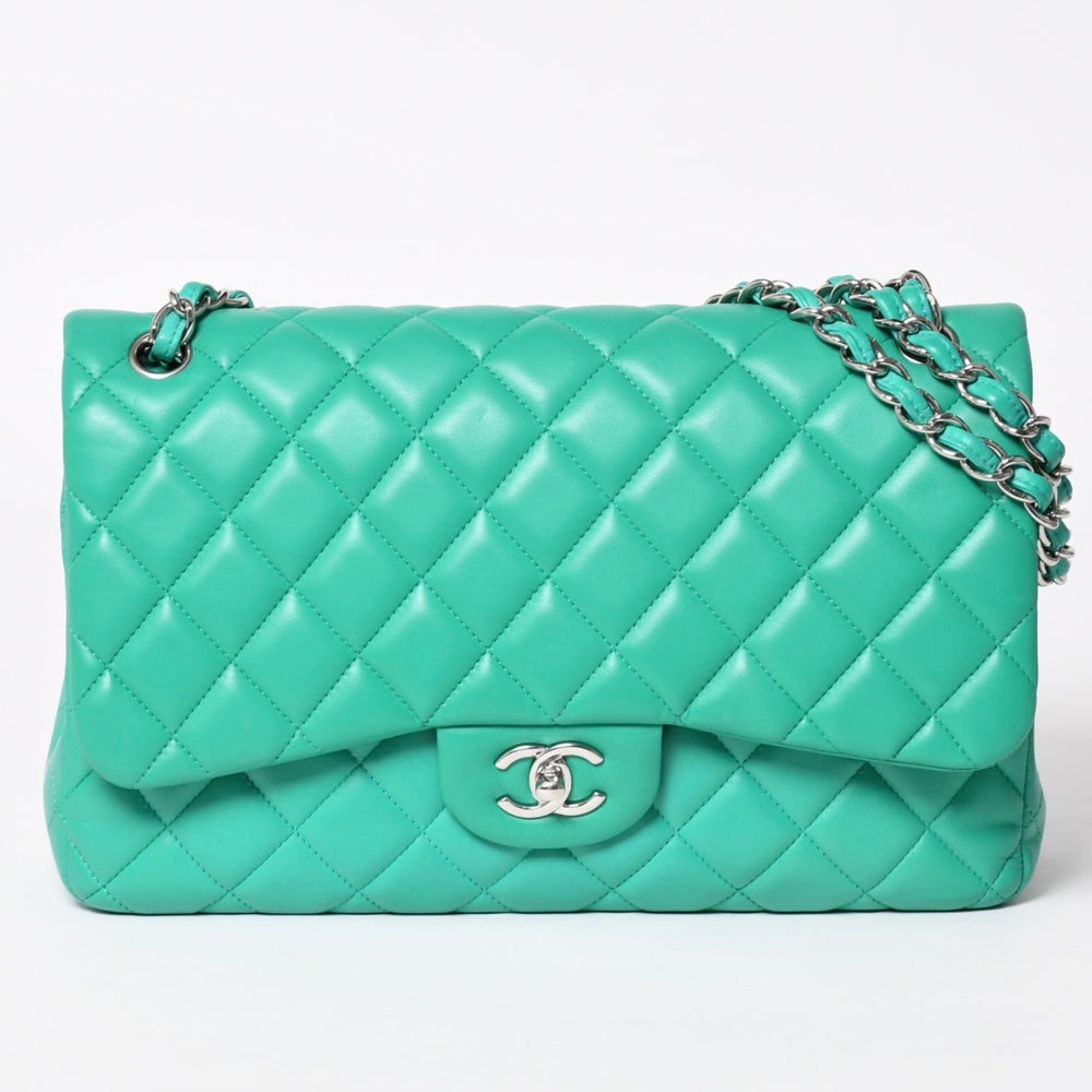 新品同様 CHANEL シャネル デカマトラッセ30 グリーン Wフラップ Wチェーンショルダーバッグ A58600 16番台 ココマーク ラムスキン 中古 4a003840