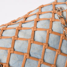 画像をギャラリービューアに読み込む, CHANEL シャネル デカマトラッセ30 Sフラップ Wチェーンショルダーバッグ 14番台 ココマーク デニム 編み込み ブルー 美品 中古 4a003841