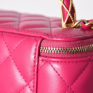 Very Good Condition CHANEL Vanity Chain Shoulder Bag AP1341 Random Number Coco Mark Lambskin Pink Gold Hardware Used 4a003842
