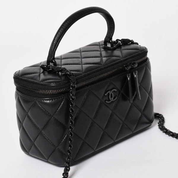 Very Good Condition CHANEL SO BLACK Vanity Chain Shoulder Bag AP2199 Random Number Coco Mark Used 4a003839