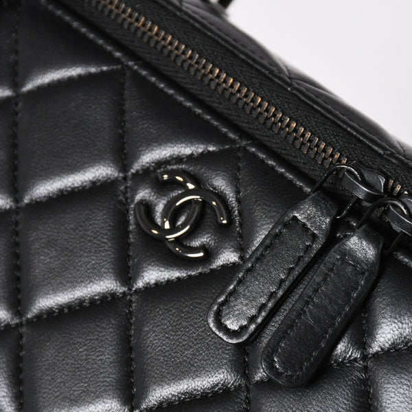 Very Good Condition CHANEL SO BLACK Vanity Chain Shoulder Bag AP2199 Random Number Coco Mark Used 4a003839