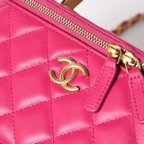 Very Good Condition CHANEL Vanity Chain Shoulder Bag AP1341 Random Number Coco Mark Lambskin Pink Gold Hardware Used 4a003842